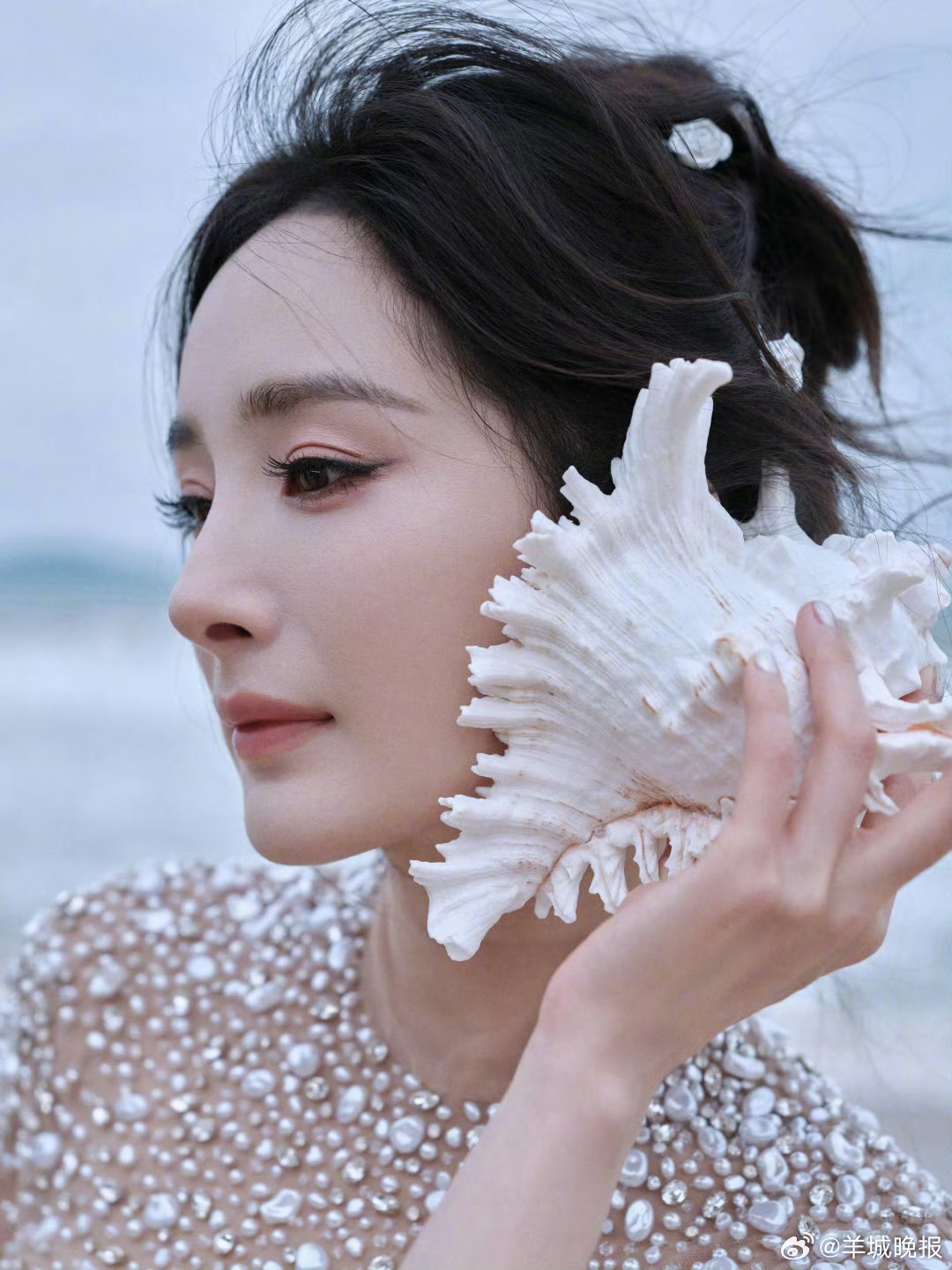 【明星ELLE造型图持续出炉，谁是你心目中的出片之神？】ELLE80周年风尚大典