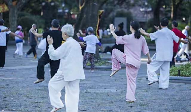60～65岁这五年，惜命最好的方式不是养生、睡觉，而是保持这几点