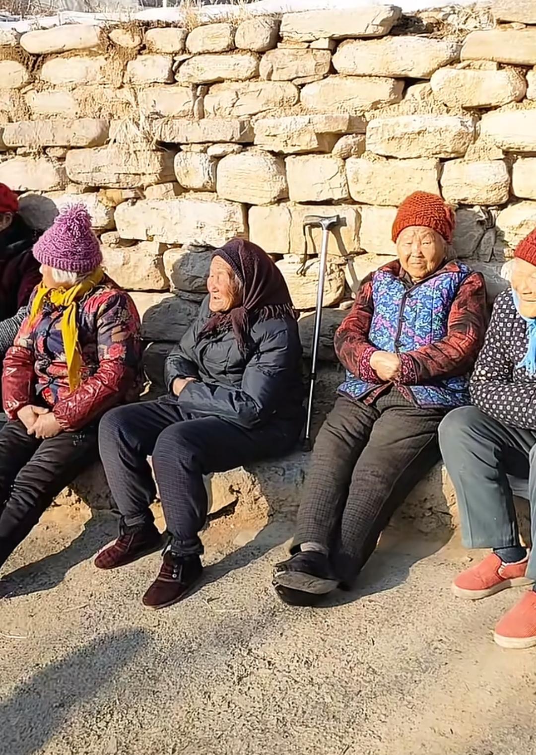 无数人离去，从不是猝不及防，也无关对错，只是岁月流转，时辰已至。生命本就是一场自