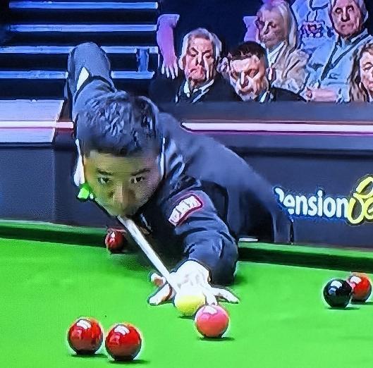 第7局，赵心童极限逆转打黑清台极限逆转，60-55再胜一局，反超比分4-3，首度