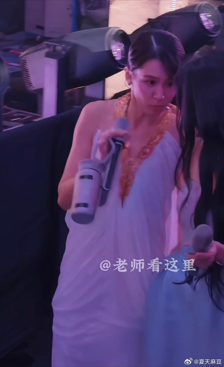 【沛怡脸】下台都要牵手，到底什么时候组队！！！😭😭😭 