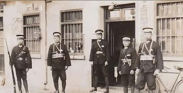 民国时期"保安团"是干什么的，相当于现在什么官职！

一提"保安团"，脑子里冒出