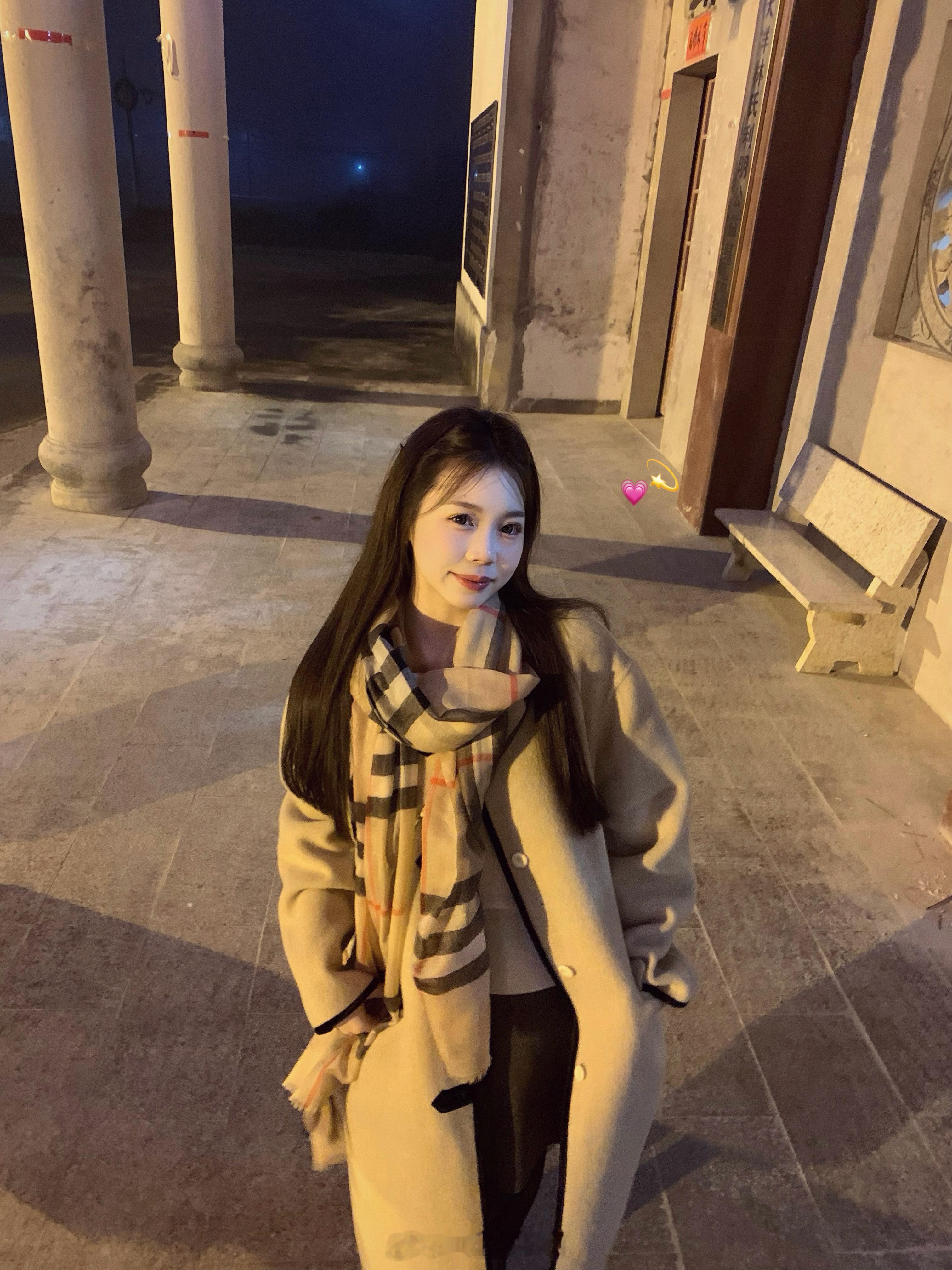 新年快乐 闺蜜们🧨💗因你们而有期待 新年新景，爱意同行。 