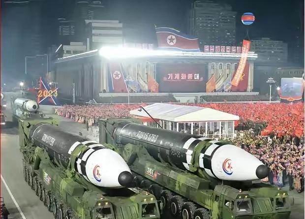 美国敢不敢打朝鲜？

说句大实话，美国是真不敢。为啥呢？因为朝鲜这地方，就像个硬