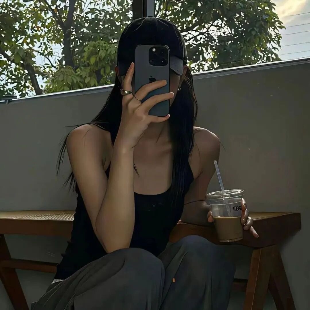 女人拜金其实跟男人没关系 因为她们只是拜金 并不是打劫 如果男人不喜欢 可以拒绝