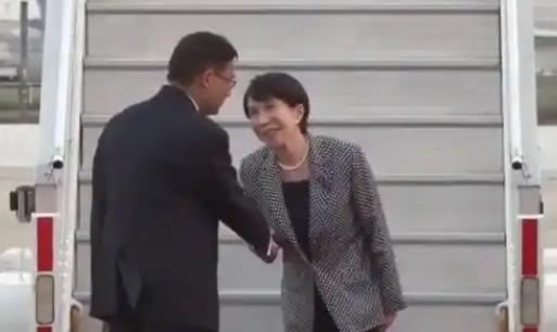 7月1日，日本首相高市早苗搭乘专机飞抵印度新德里，开启她上任以来的首次访印行程。