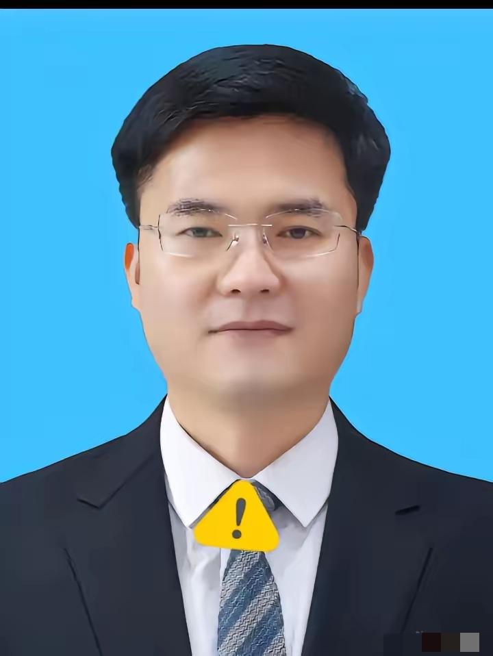 32岁就干到了副厅级，这履历摆出来谁不迷糊？
王正儒这回算是彻底栽了，46岁，正