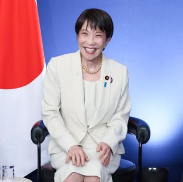 导弹、核武、稀土都奈何不了日本，唯独中国一查间谍，日本就急了，把日本逼上了跳板！