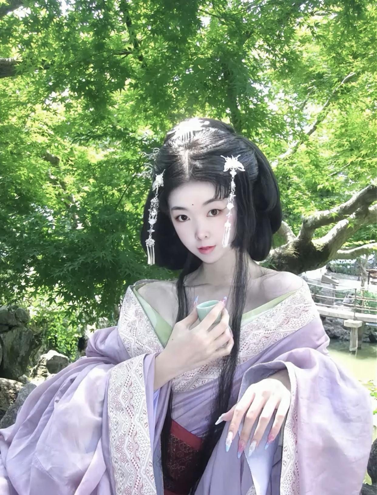 我的今日状态：😁轻松愉快
我这里的天气：☀️晴天