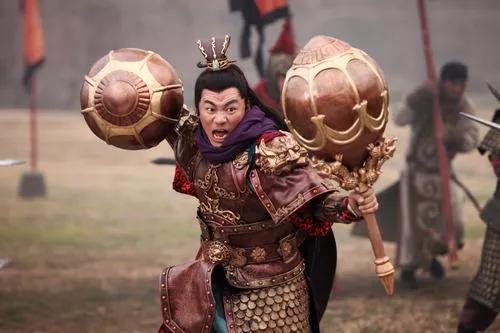 李元霸确实有其人，但他15岁就死了

李元霸历史上确有其人，隋唐演义的李元霸原型