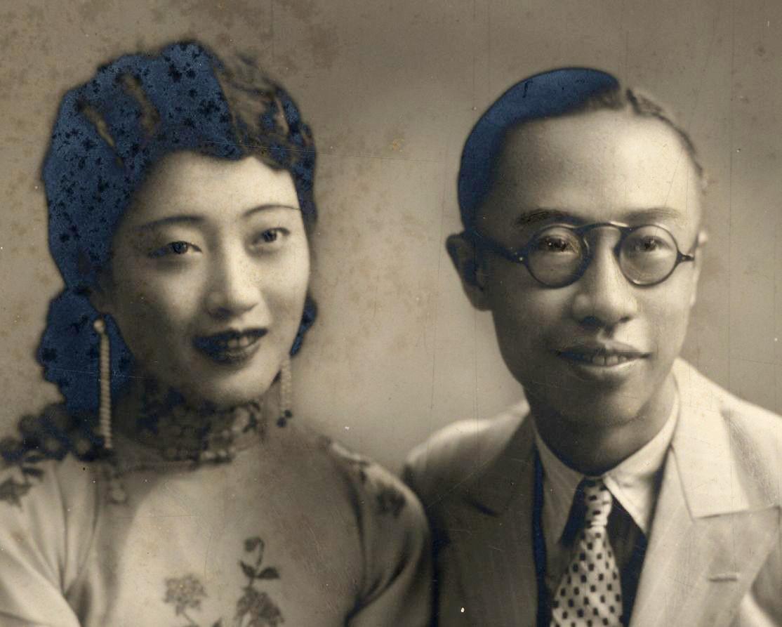 婉容从来没有和侍卫私通过，这都是溥仪为了保命给婉容泼的脏水。


首先来说，溥仪