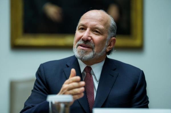 韩媒：美国商务部："若不在美国生产存储芯片，将征收 100% 关税" … 向三星