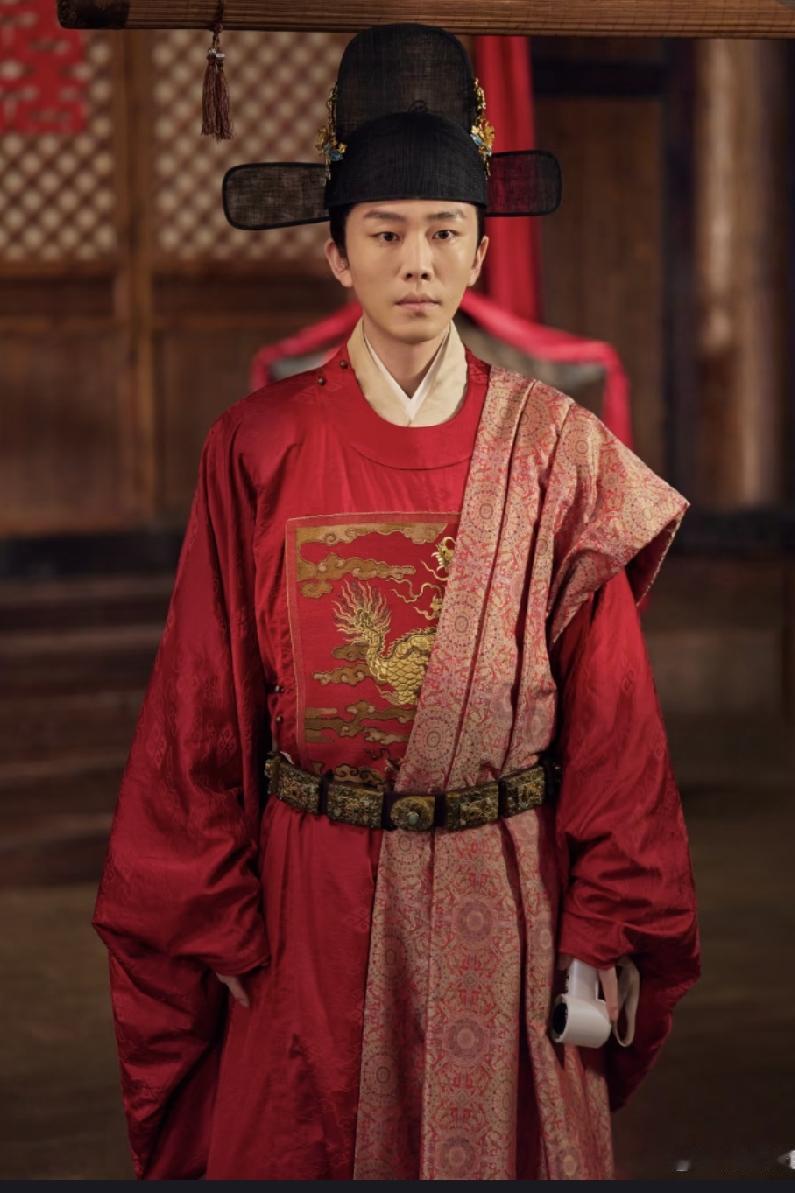 永昌侯看着本身就健壮。
可惜的是，林绣如婚后连续给她生三个女儿，却没有儿子。
永