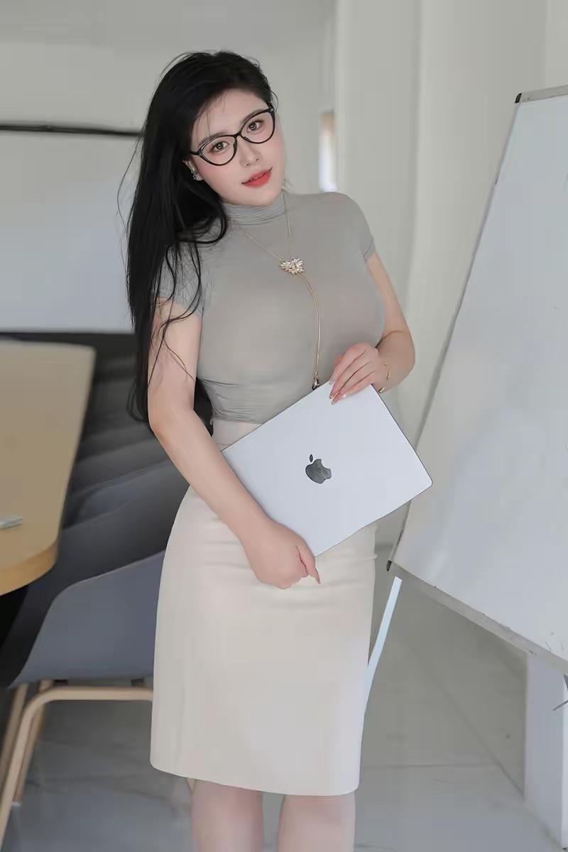 女生上班适合啥样的笔记本