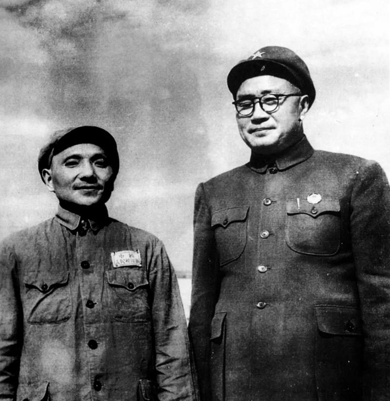 1949年，刘伯承听说原配还活着，并且日子过得很艰苦，就托人给她带信，想把她接到