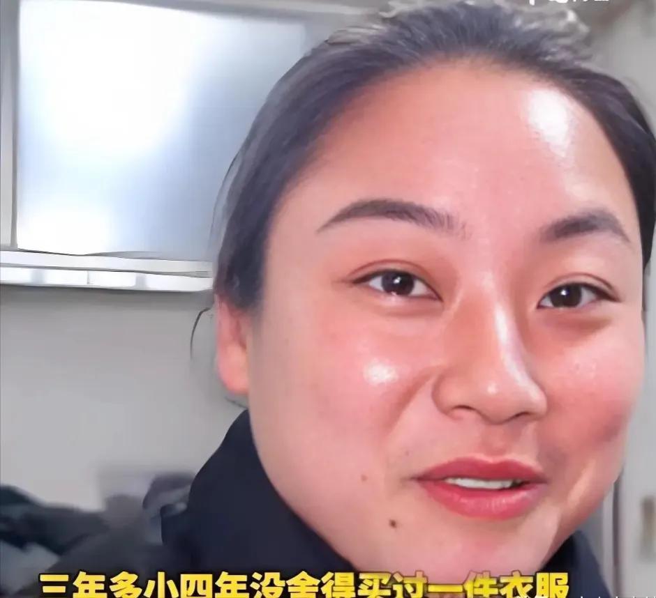 地球最强扶弟魔！安徽滁州潘晓梅，卖烧饼12年，攒下近百万积蓄，却不顾老公孩子反对