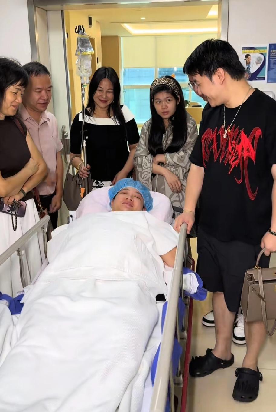 又生了！陈三废家族和那个彩虹夫妇都是生娃博主吧，生完一个又一个，简直就靠生孩子博