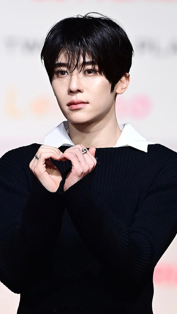 NCT WISH吴是温（SION ）、前田陆（RIKU）、得能勇志（YUSHI）