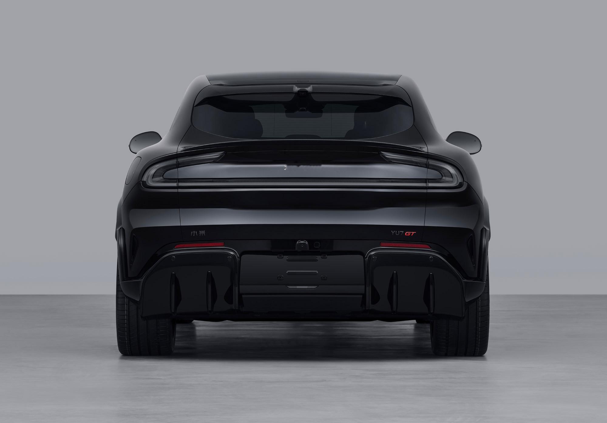 今天工信部发布的申报名单中出现了小米YU7 GT，看样子很快就要见面了，据说是在