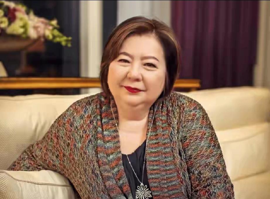 上海首席名媛为爱私奔，与戏子生下6子女，如今个个家喻户晓
 
     上海滩顶