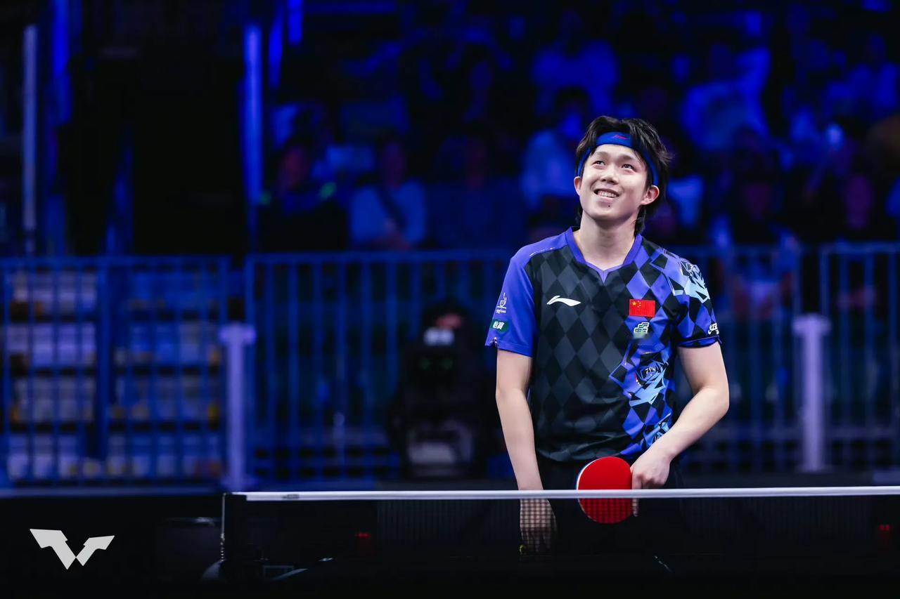 3-0完胜周启豪！王楚钦赛后一席话更显大将之风，国乒没看错他。

在今天上午结束