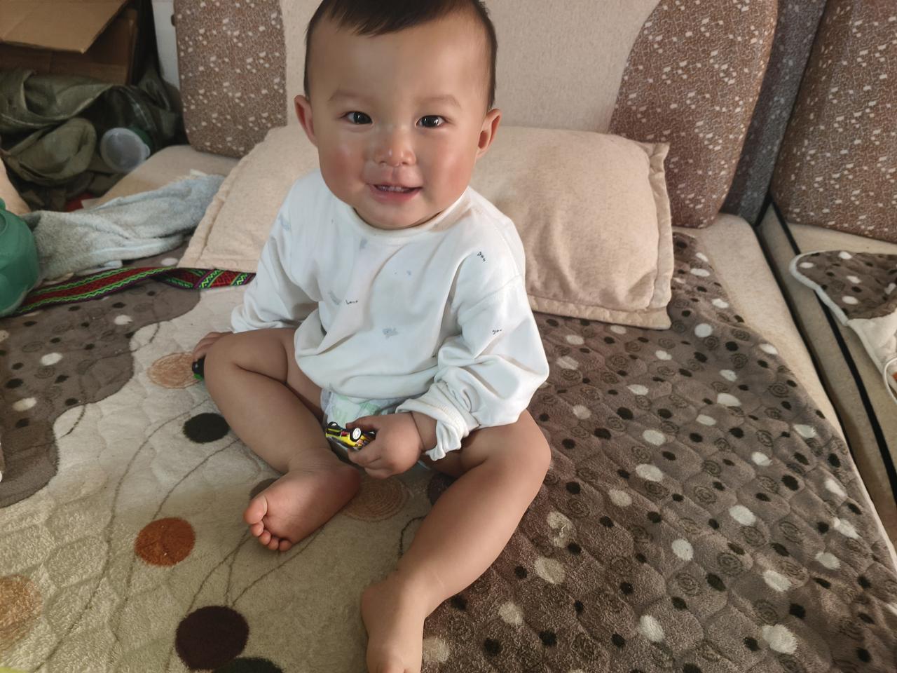 养儿才知妈辛苦
         之前没当妈时，总觉得我妈当年养我好像挺轻松的，