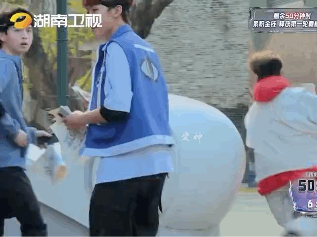 #蒲熠星橙队公认榜一大哥##全员加速中名场面#孟鹤堂：他一定会逃走的，他人高马大