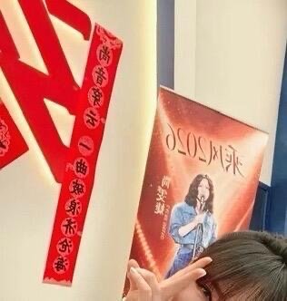 王濛想要的鼓励式教育尚雯婕给了网友解读尚雯婕夸王濛评论 王濛自拍露出的给尚雯婕的
