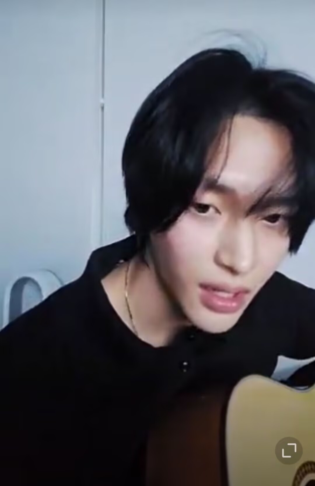 朴元彬弹吉他唱红豆 