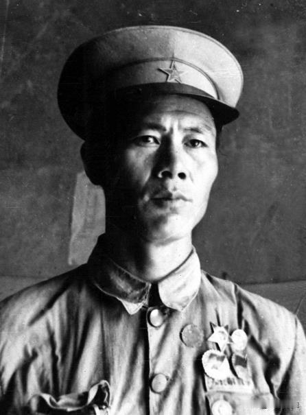 吕顺保（1922-1989），人民解放军的爱兵爱民模范、战斗英雄，河南省内乡县人