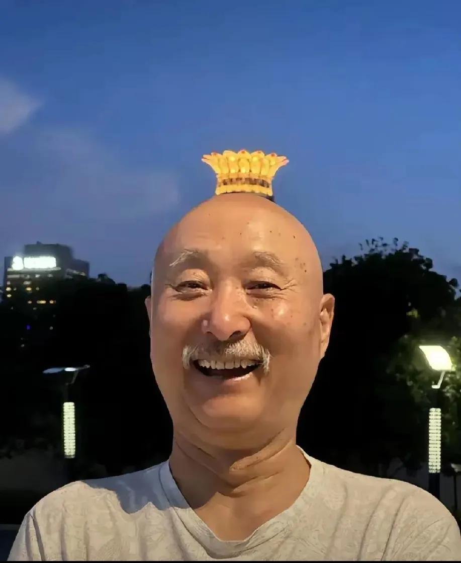 71岁陈佩斯，让娱乐圈集体沉默！
 
家人们，陈佩斯老师又双叒搞大事情啦！71 