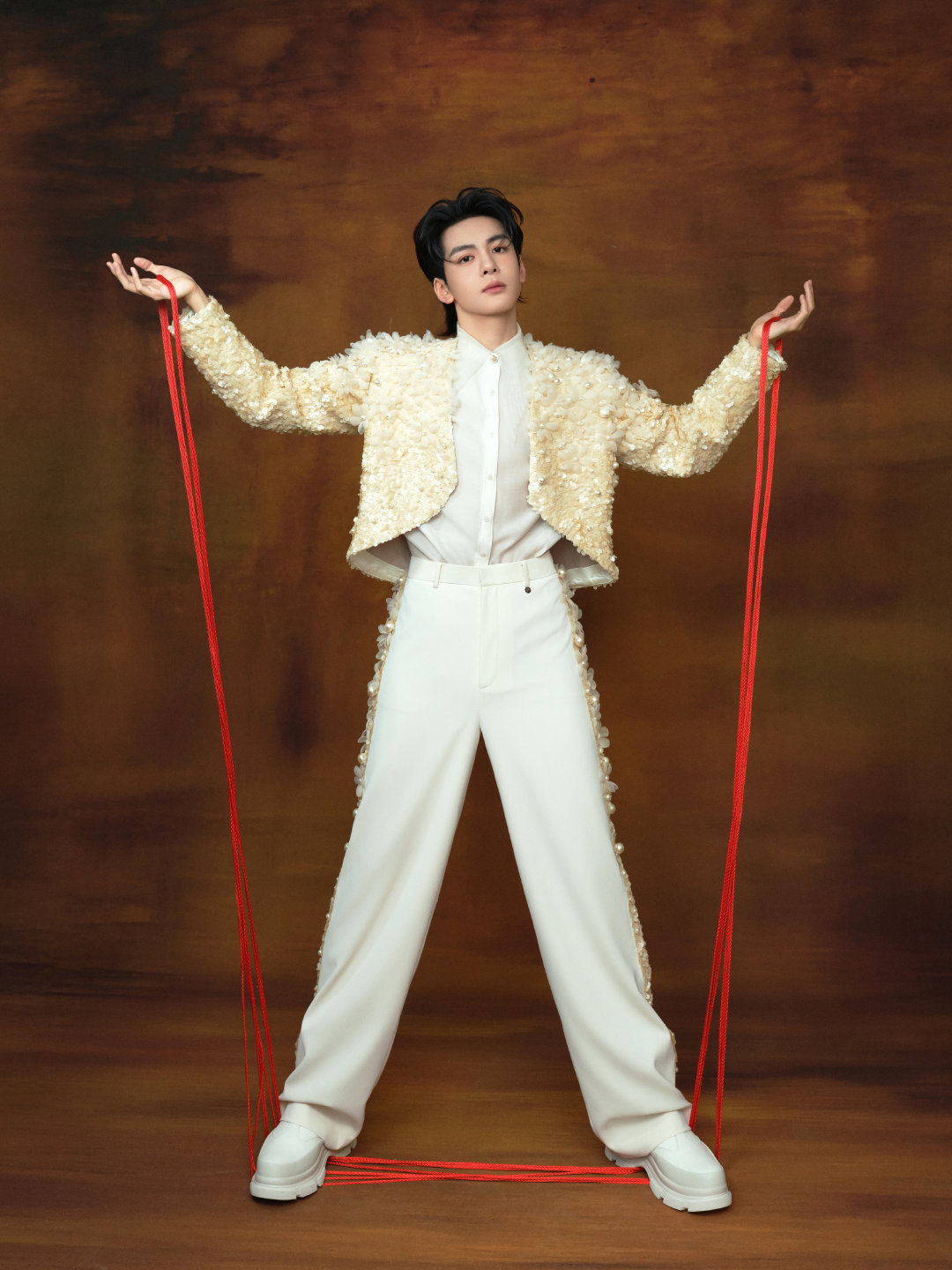 曾舜晞长腿屏幕都放不下了曾舜晞长腿屏幕都放不下了，完全腿长1米8了，红豆生南国 