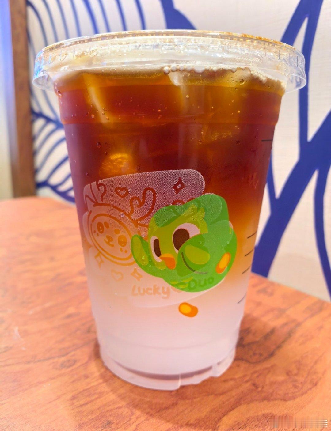 瑞幸活菌吸管火了一般这种火的东西我几乎都抢不到刷视频看乳酸菌美式搭配这个吸管，喝