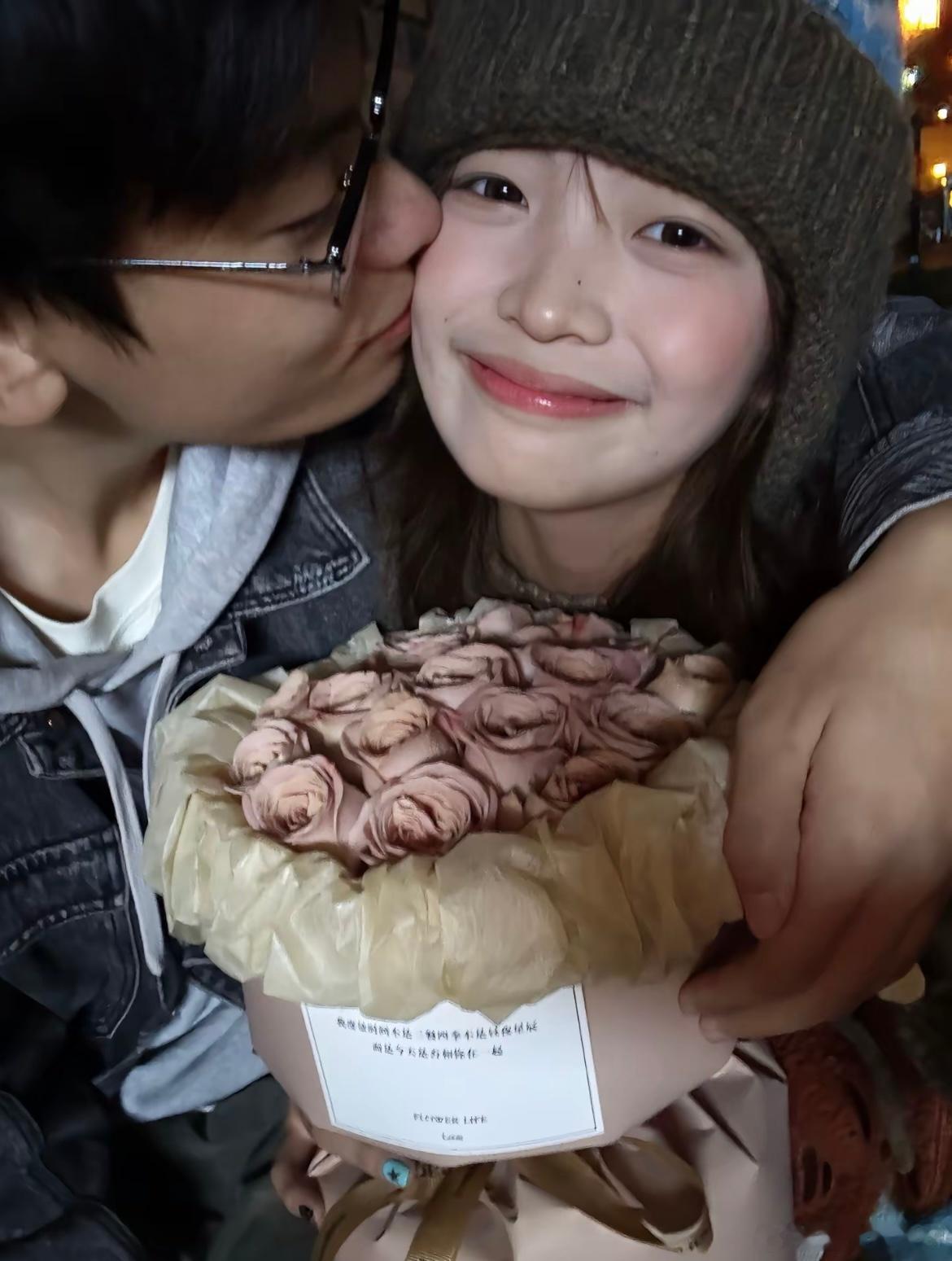 没更新动态的日子有在偷偷幸福 