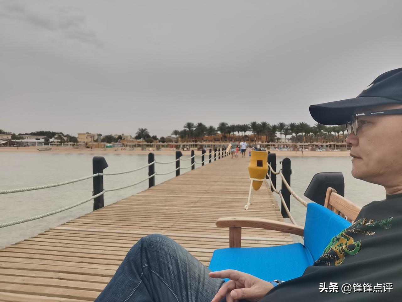 我是锋锋，看天下美景，评天下美食！
以前我一直想一个人背包走遍天下！多自由自在！