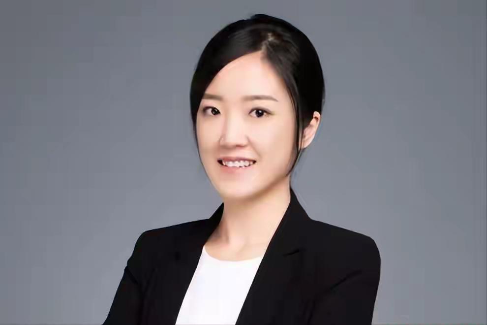 “中国人绝对不会为美国做事！”一位17岁就考上北大的芯片奇才，在30岁时就拥有了