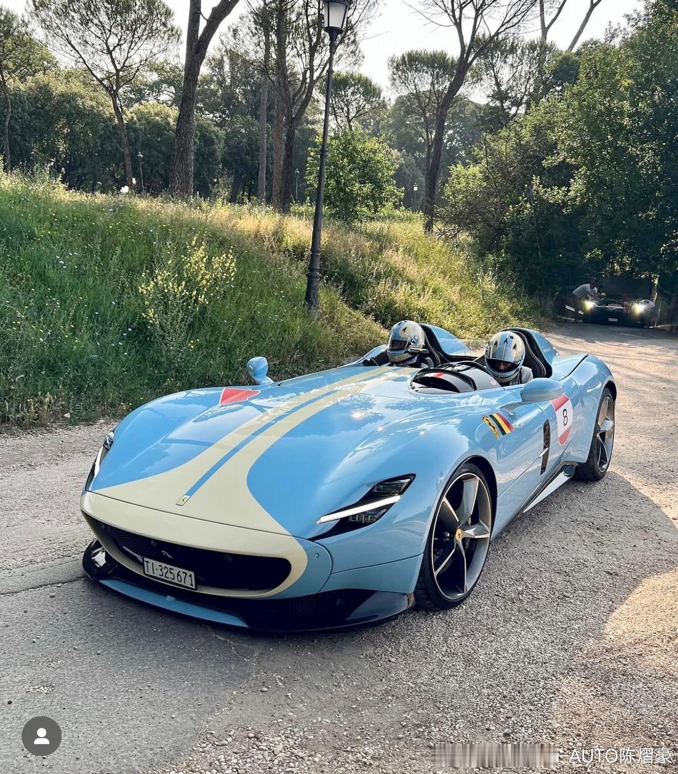 Loro piana真的很喜欢自己的羊绒了用storm system面料做了个羊