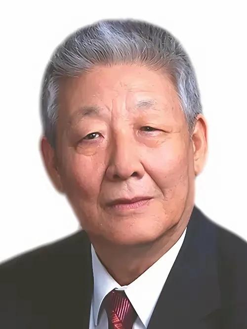 1950年的元宵节，准备回家的孙家栋，发现食堂竟然有红烧肉，一时馋嘴的他，便决定