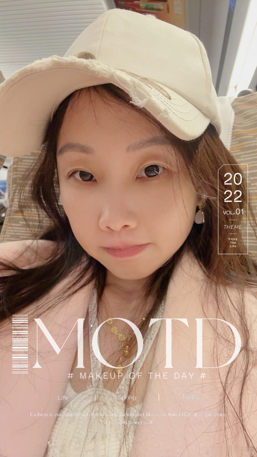 只要心中有光，何惧人生荒凉，无论经历怎样的时刻，不怀疑自己的决定，不抱怨遇见的苦