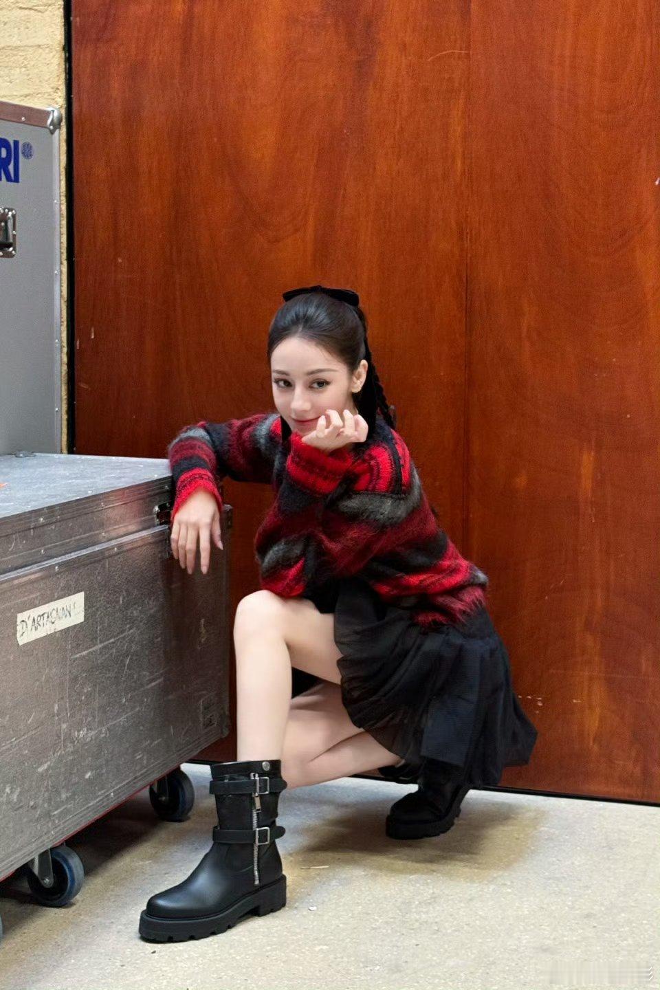 迪丽热巴存档美照，美得发光🌟 ​​​