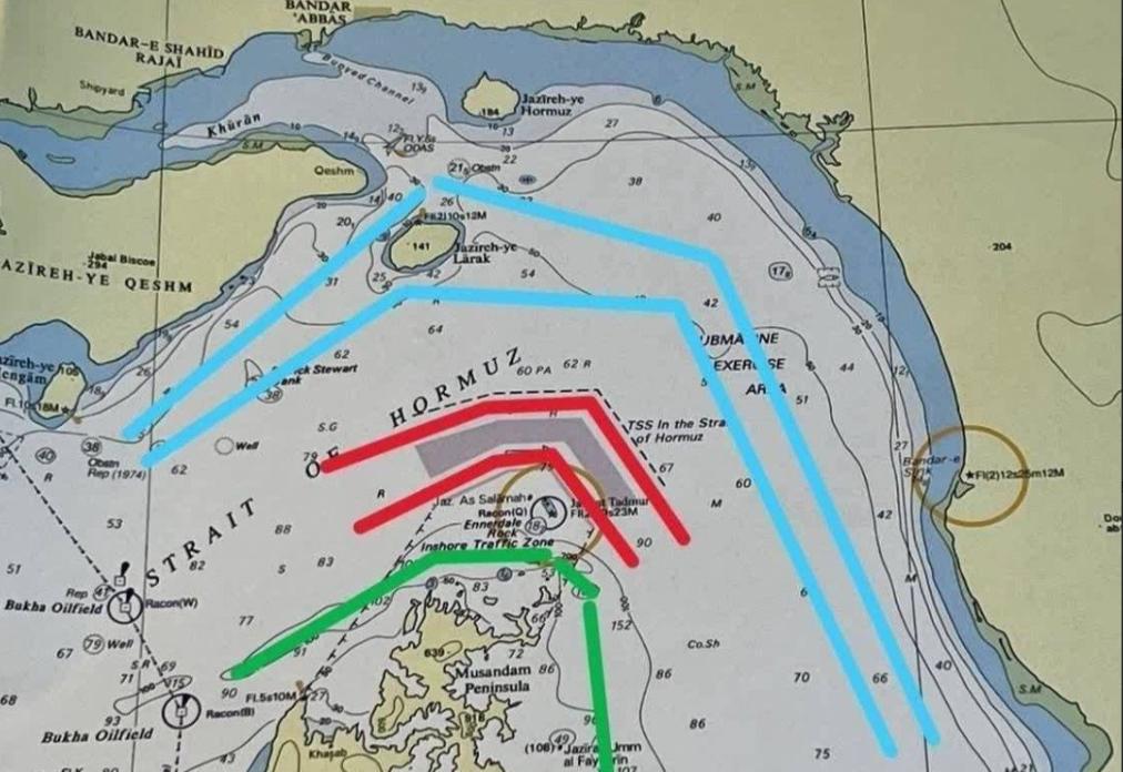 当地时间2026年7月23日，伊朗革命卫队通报，三艘油轮试图在美军的保护下通过霍