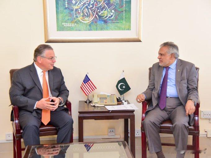 据巴基斯坦新闻社报道，巴基斯坦一名高级官员日前在伊斯兰堡的一场闭门会议中，与美国