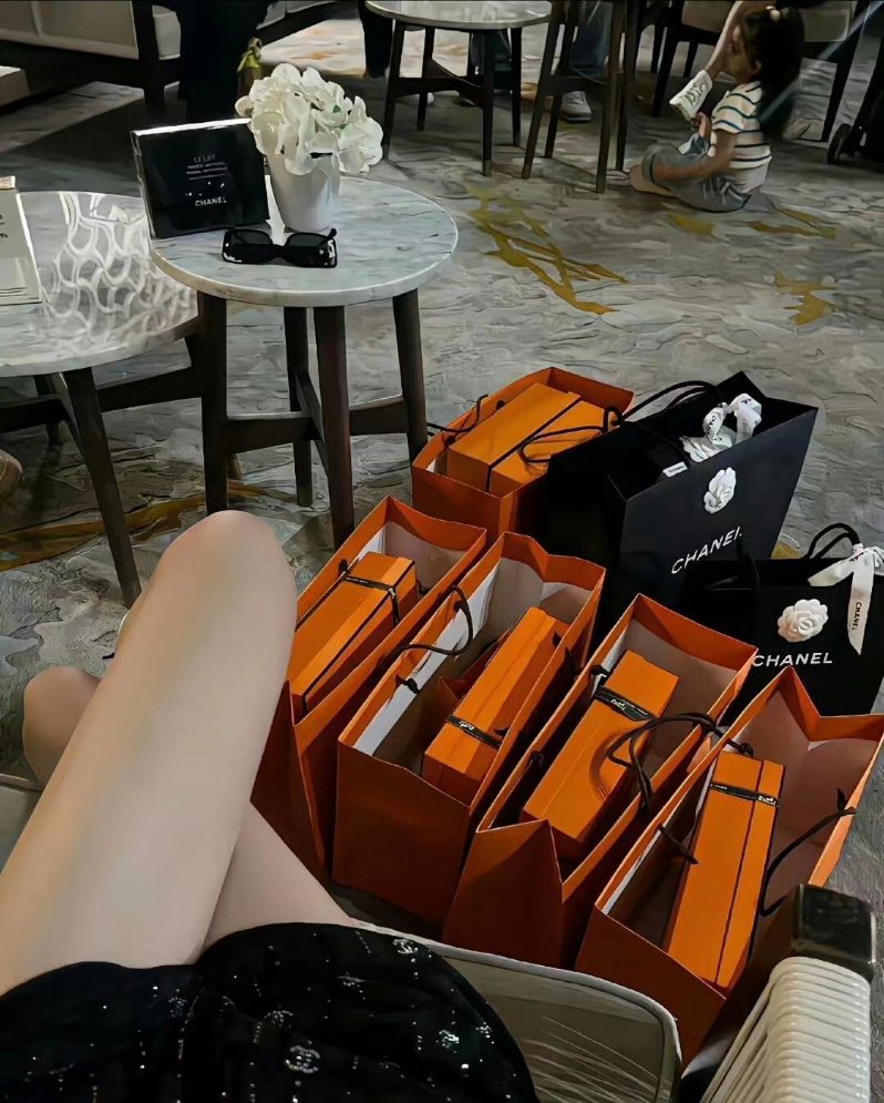饭我会做 街我会逛 钱我会赚 水电自己交 喜欢什么自己攒钱买 如果你的出现不能给