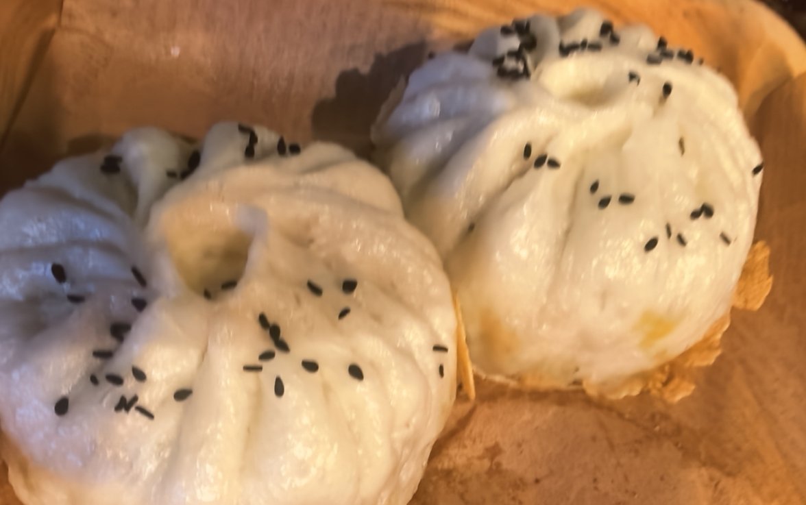 兄弟们最近赚这么多。给自己加个大一点包子不过分吧 ​​​