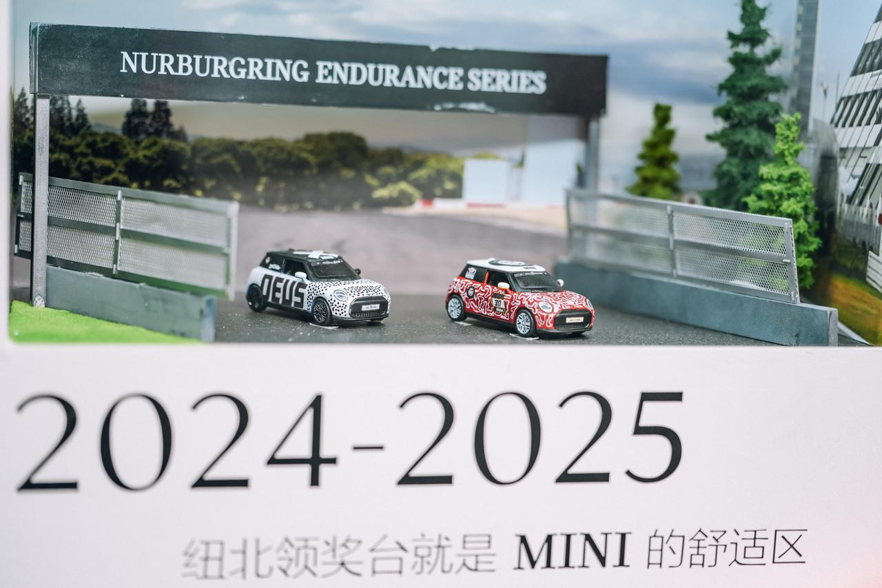MINI好故事春季发布会
从不被看好，从来都是MINI的起点。
在赛道与岁月里，