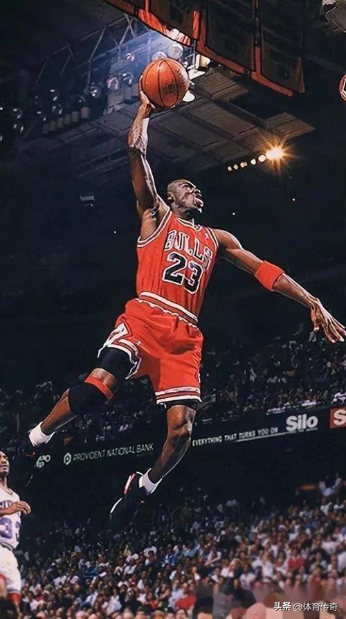 乔丹的职业生涯堪称完美无瑕：6次闯入总决赛全部夺冠，包揽6次总决赛MVP，完成两
