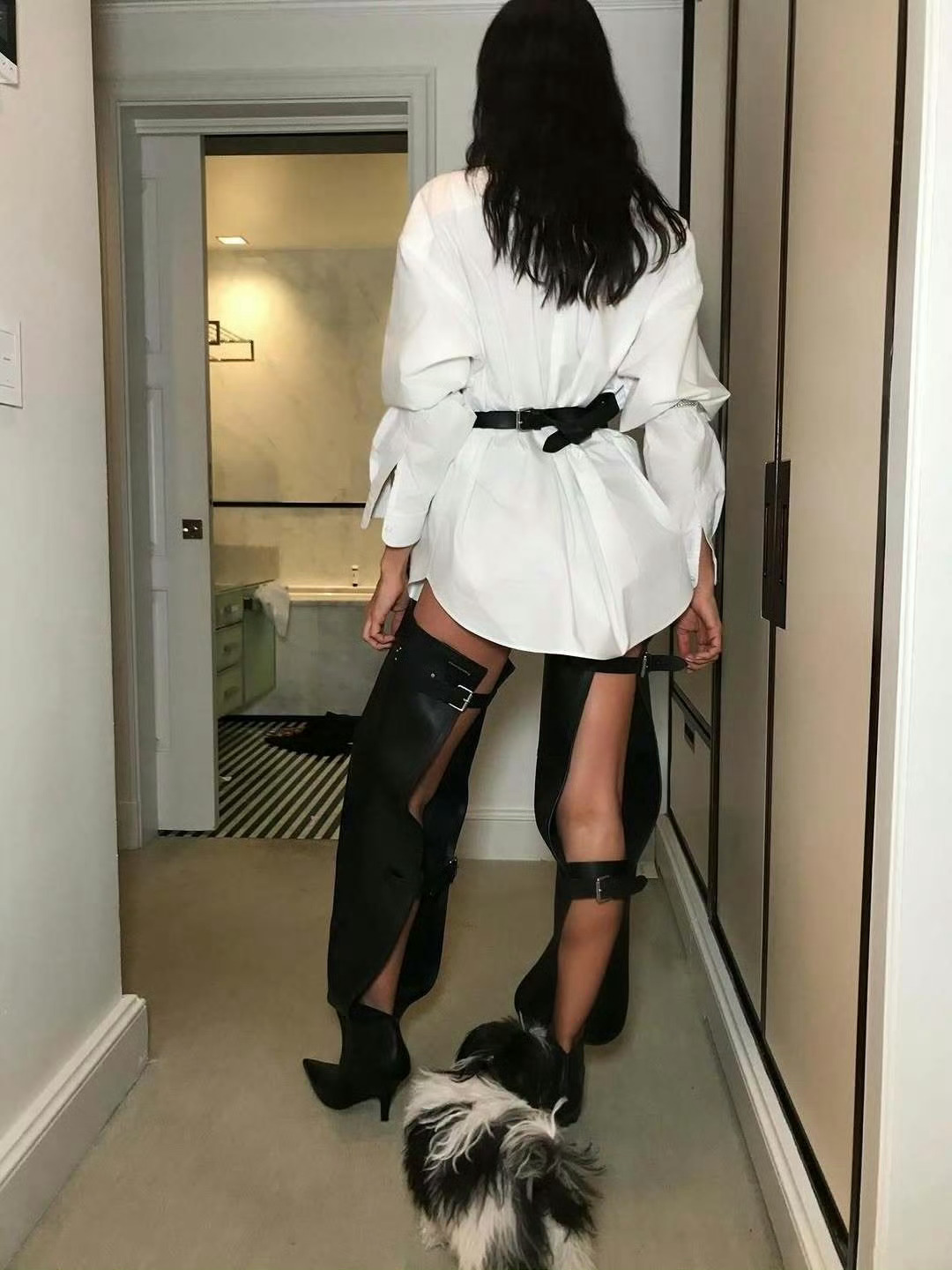 超模伊莲娜Irina Shayk今日更新超酷美照！ 