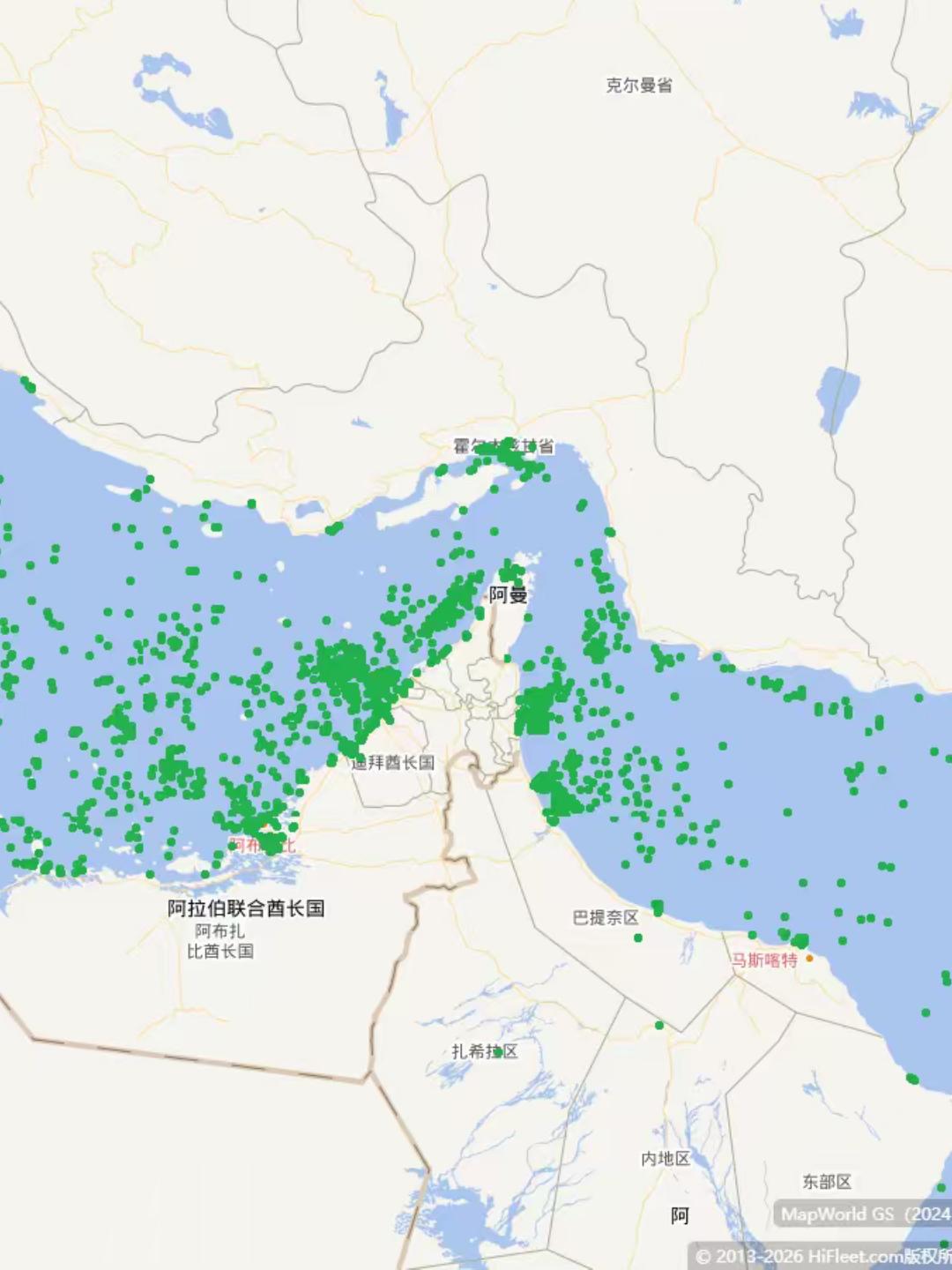 海峡封锁：有更多的轮船通过
　　霍尔木兹海峡船只通行量在触及美伊冲突以来的新低后