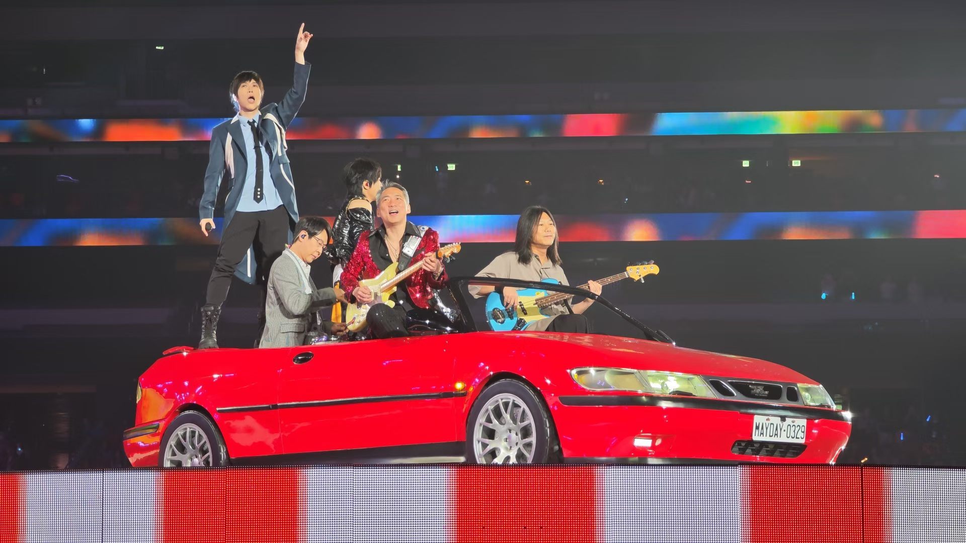 这台车是真的帅 