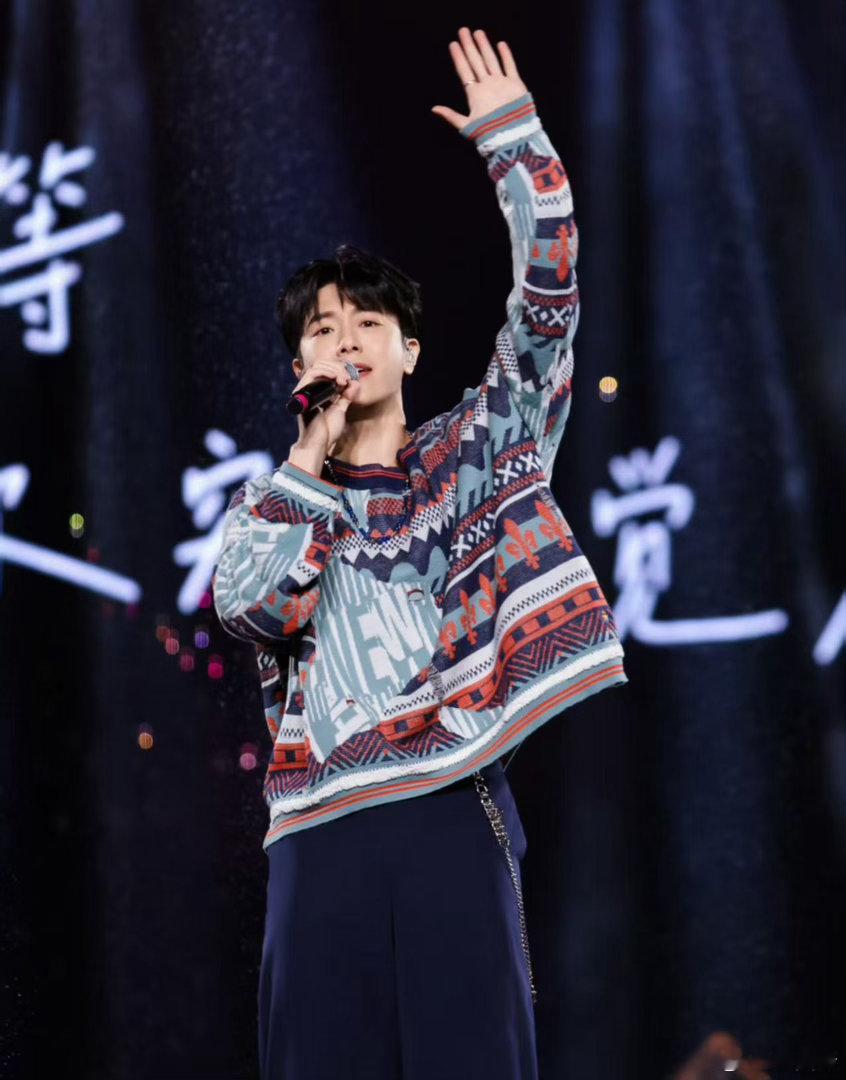 浪姐披哥组队给韦礼安巡演打call 韦礼安静悄悄，必定在准备大招了！2026「H